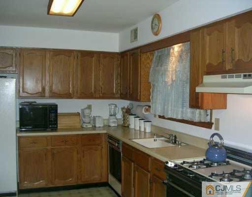 1 Kentfield Road North Old Bridge, NJ 08857 - Photo 5 of 6 Gallery Image 5