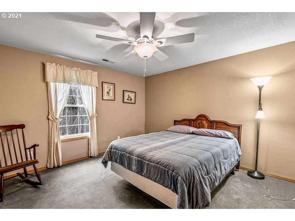 471 Grasseth Poston Road Longview, WA 98632 - Photo 17 of 32