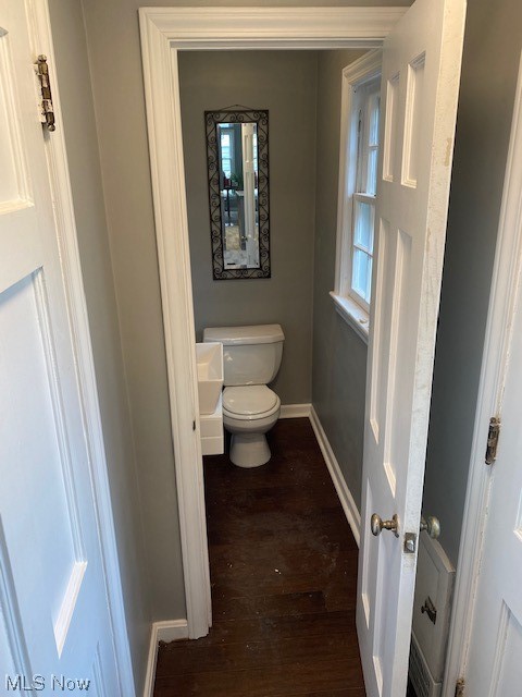 16248 Oakhill Road Cleveland, OH 44112 - Photo 18 of 29