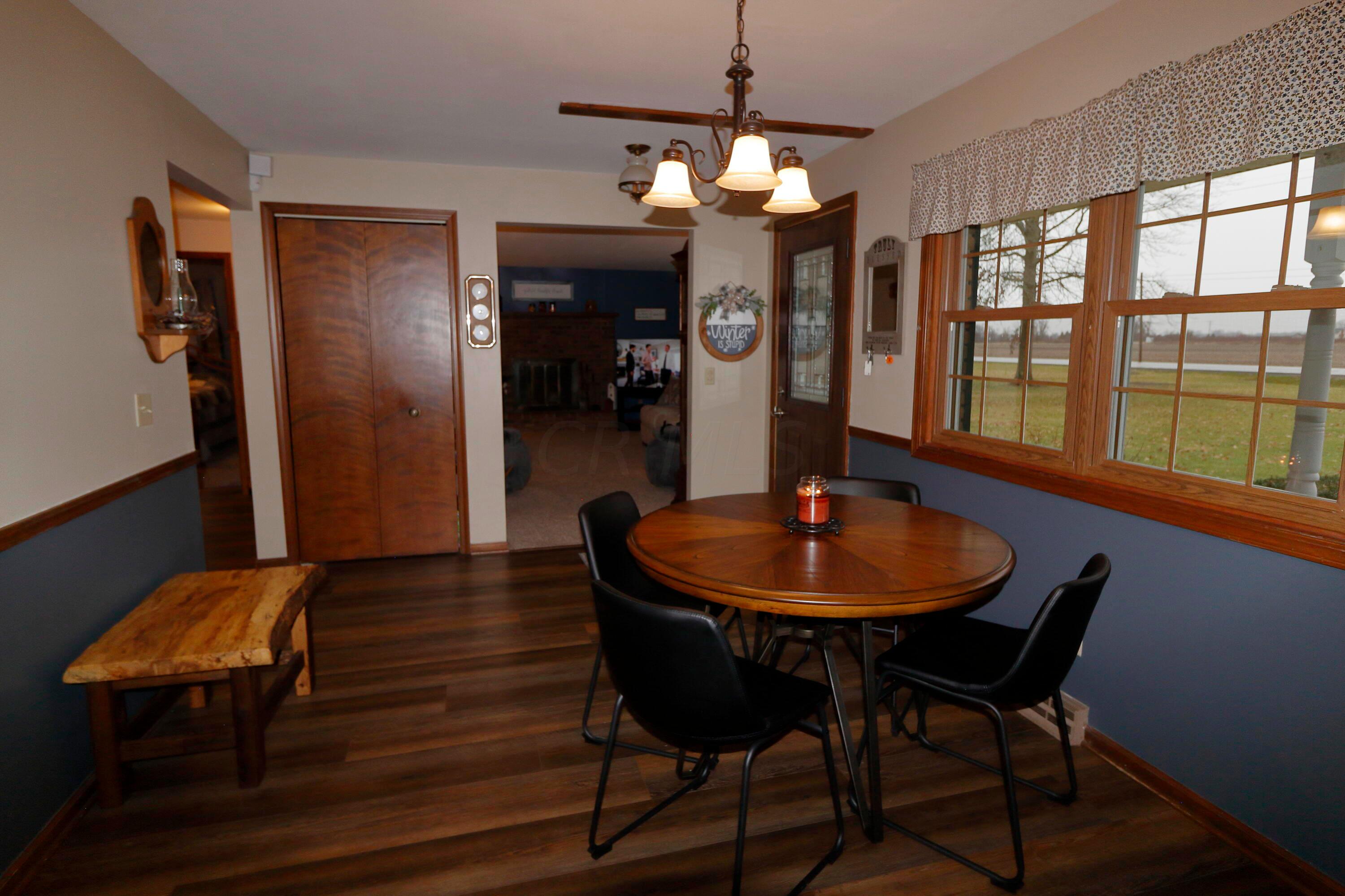 6273 Crestline Road Galion, OH 44833 - Photo 8 of 31 Eating Area