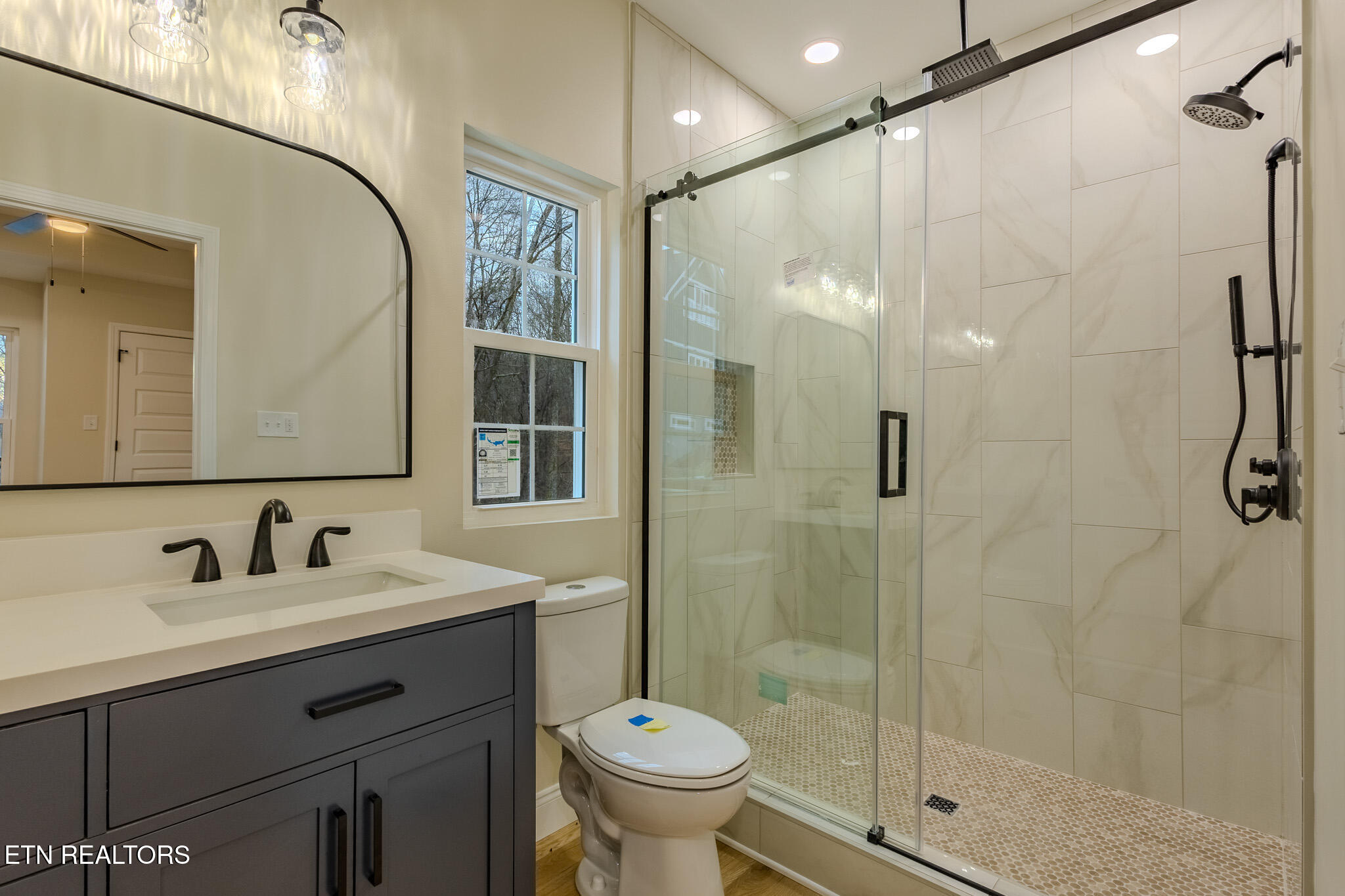 158 California Avenue Oak Ridge, TN 37830 - Photo 26 of 39 1N9A8914-HDR