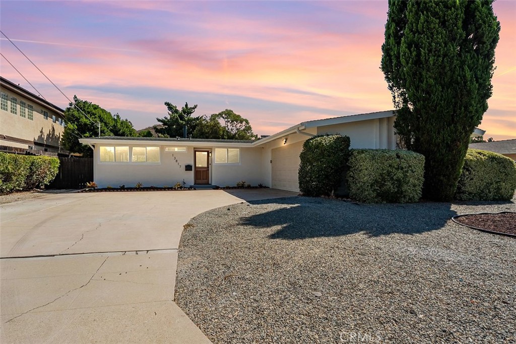 13817 Tobiasson Road Poway, CA 92064 - Photo 31 of 39 Gallery Image 31