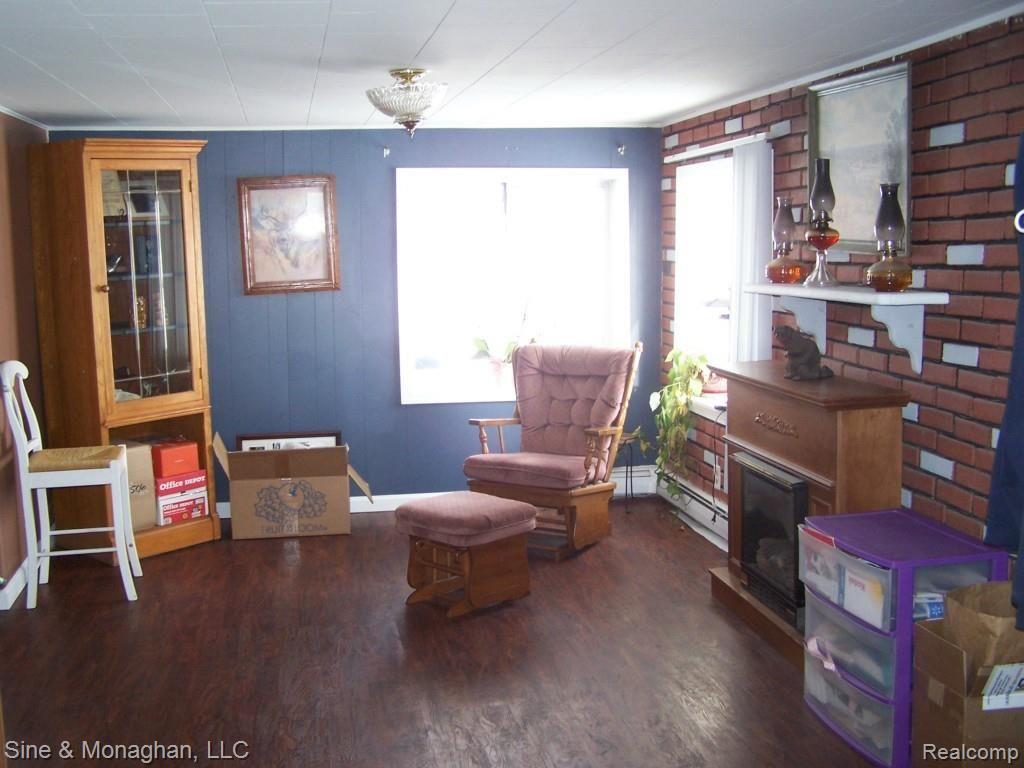 6223 Jeddo Road Jeddo, MI 48032 - Photo 11 of 18 100_2814.jpg