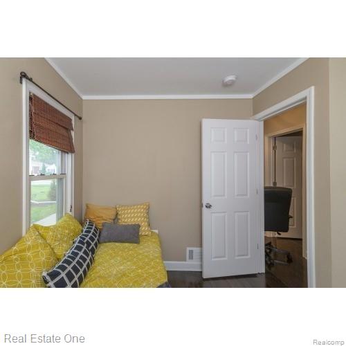 3707 Normandy Road Royal Oak, MI 48073 - Photo 19 of 28 tfn_6226.jpg