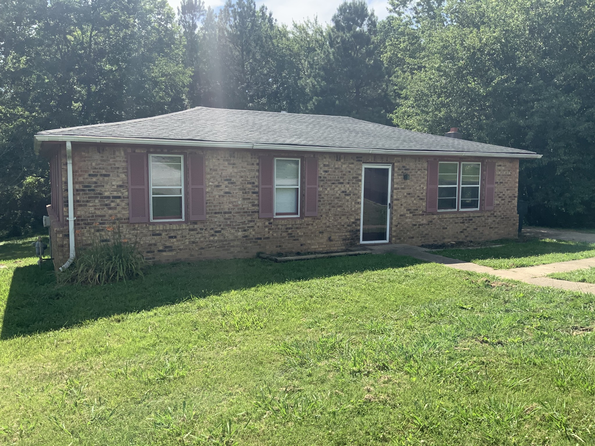 501 Holt Road Burns, TN 37029 - Photo 2 of 7 Gallery Image 2