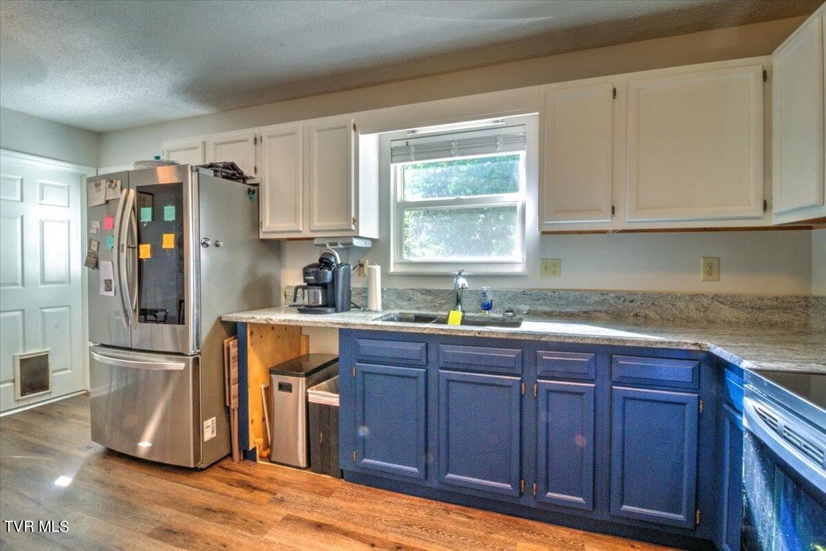 124 West Barton Ridge Road Greeneville, TN 37743 - Photo 12 of 71 12-124_BartonRidge-56