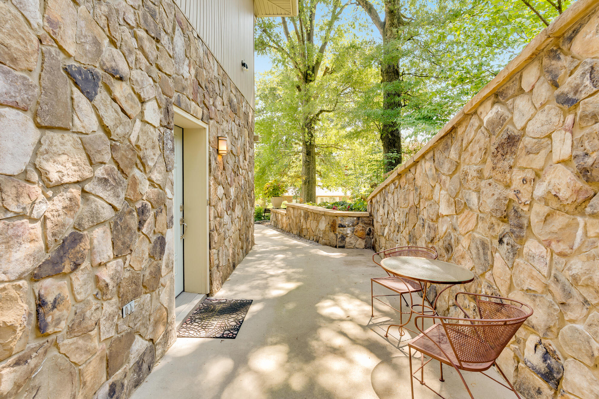 3625 Bennett Road Chattanooga, TN 37412 - Photo 10 of 19 Private Patio
