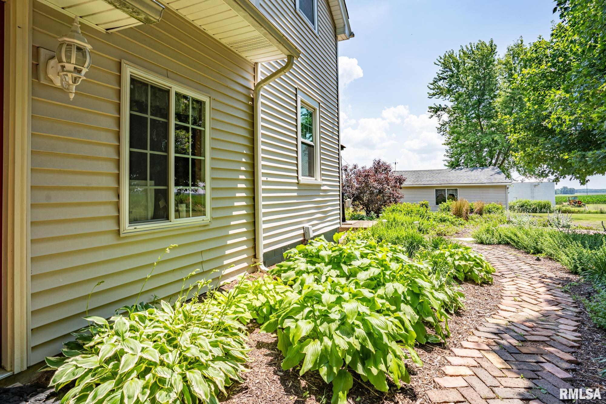 16107 Moore Road Morton, IL 61550 - Photo 48 of 60
