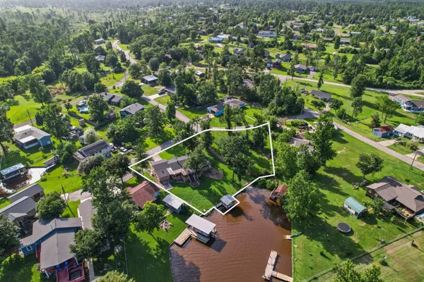 $279,900 | 119 Elm Drive, Onalaska, TX 77360