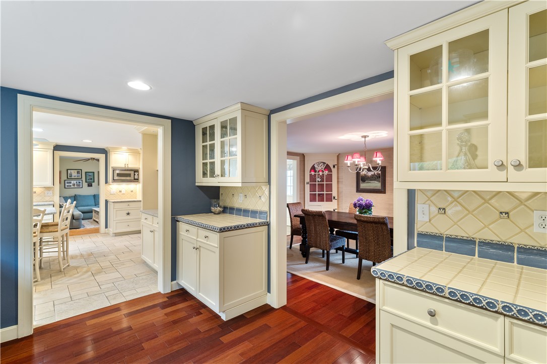 9 Passpataug Avenue Westerly, RI 02891 - Photo 15 of 38