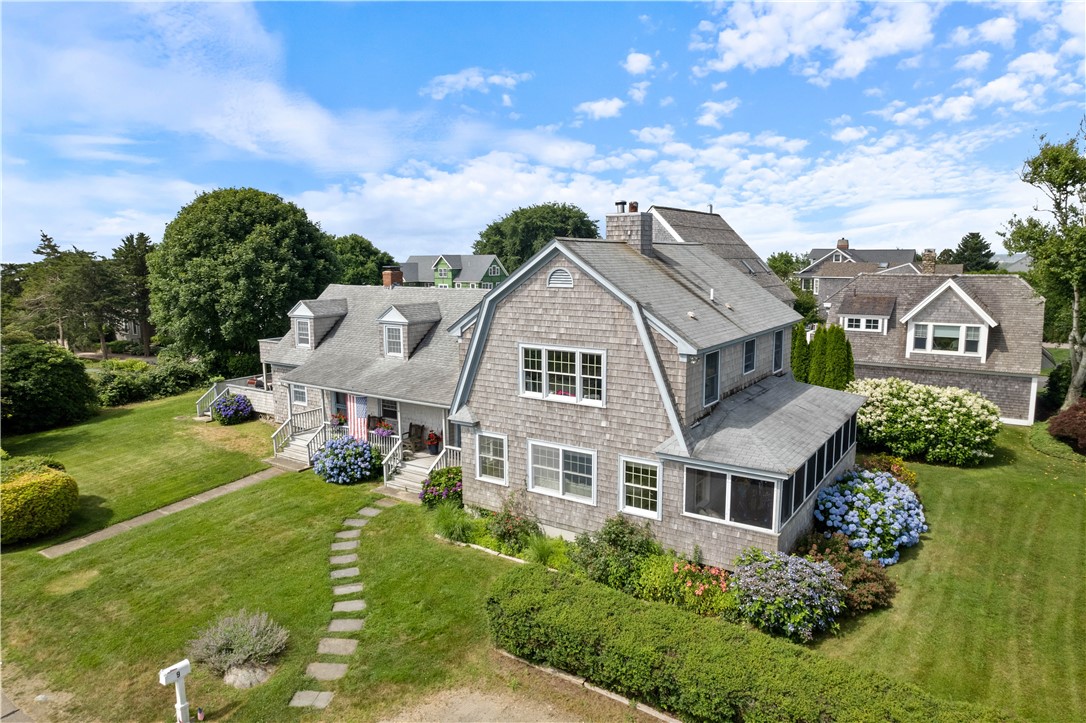 9 Passpataug Avenue Westerly, RI 02891 - Photo 3 of 38