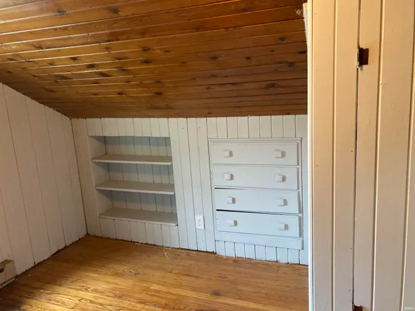 $215,000 | 151 North Whitelock Avenue, Petersburg, IN 47567