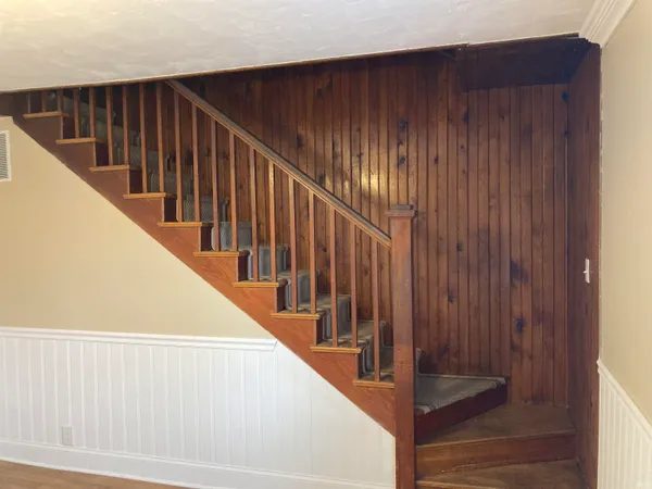 $215,000 | 151 North Whitelock Avenue, Petersburg, IN 47567