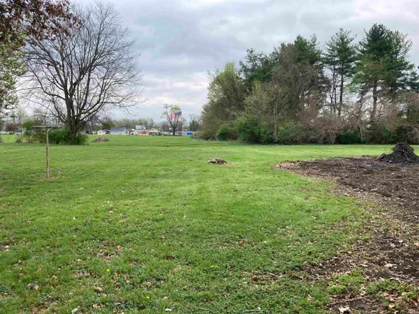 $215,000 | 151 North Whitelock Avenue, Petersburg, IN 47567