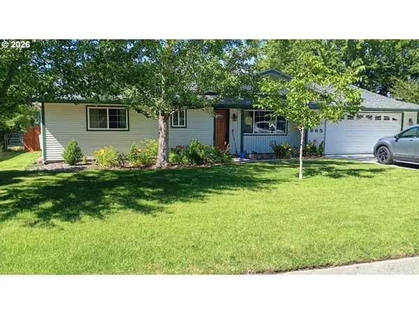 $379,900 | 865 East Kennedy Avenue, Hermiston, OR 97838