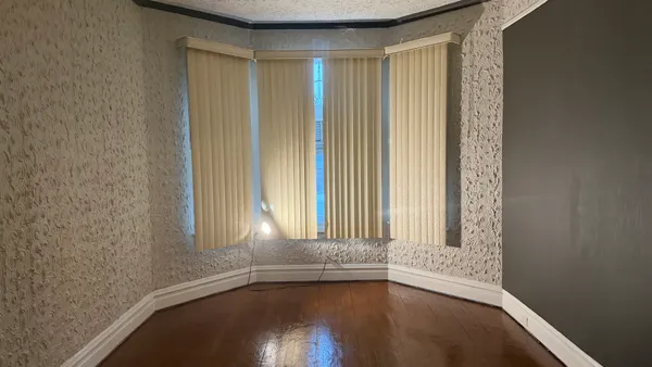 $1,500 | 11824 South Stewart Avenue, Unit 1, Chicago, IL 60628