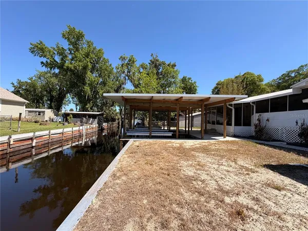 $398,000 | 24521 Alligator Road, Astor, FL 32102