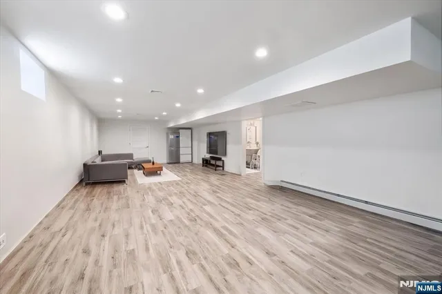 $1,998,000 | 40 5th Street, Cresskill, NJ 07626