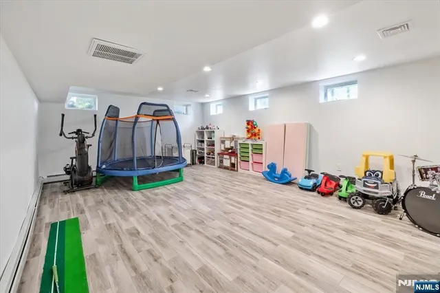 $1,998,000 | 40 5th Street, Cresskill, NJ 07626