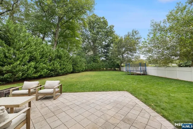 $1,998,000 | 40 5th Street, Cresskill, NJ 07626