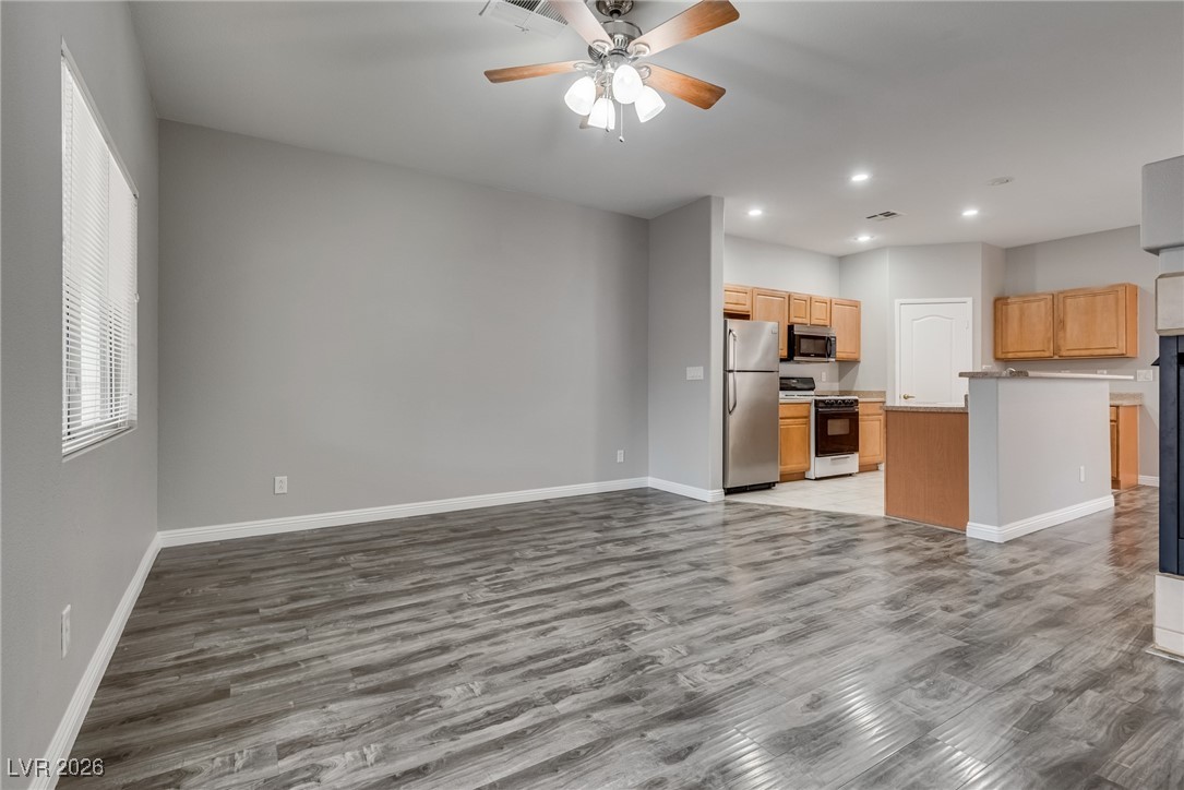 2449 Wrangler Walsh Lane Henderson, NV 89002 - Photo 15 of 39