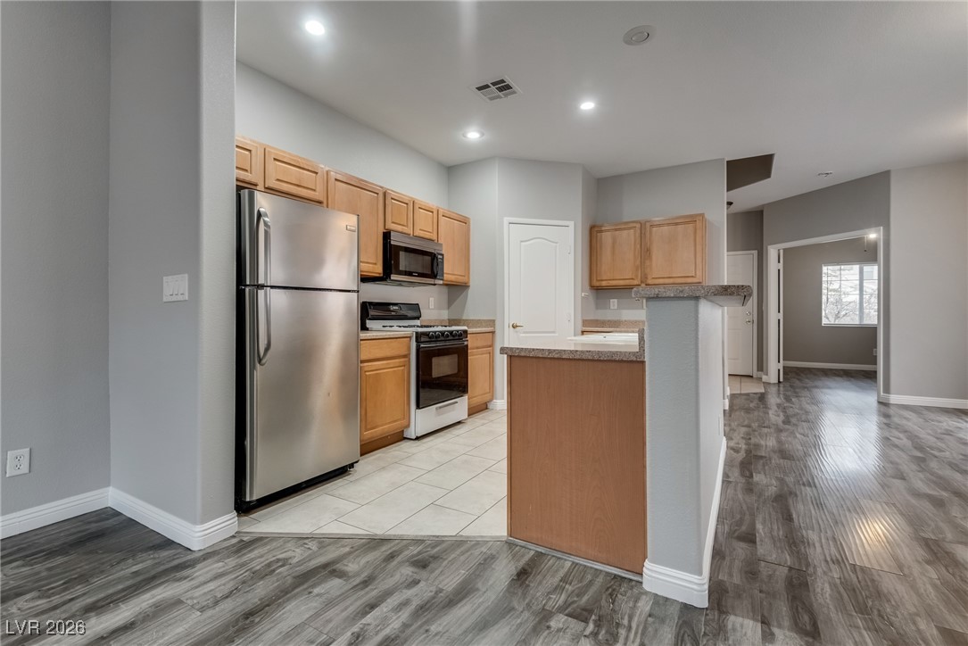 2449 Wrangler Walsh Lane Henderson, NV 89002 - Photo 16 of 39