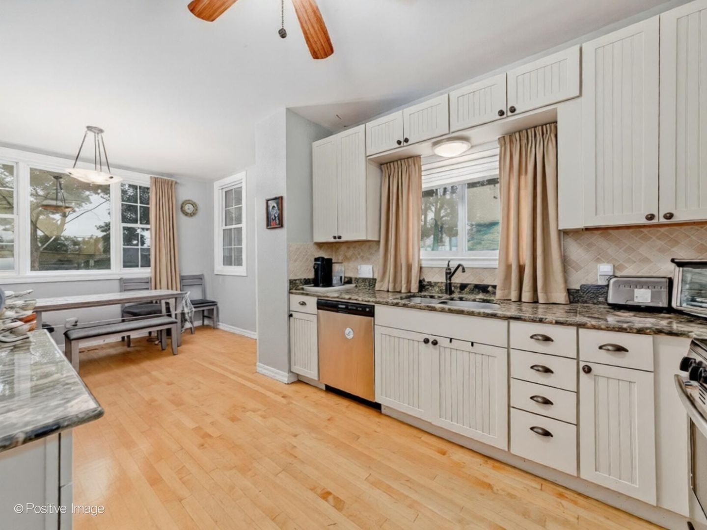 36 Touhy Avenue Park Ridge, IL 60068 - Photo 6 of 21
