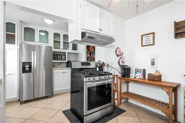 $899,999 | 1808 South Van Ness Avenue, Santa Ana, CA 92707