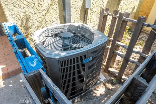 $899,999 | 1808 South Van Ness Avenue, Santa Ana, CA 92707