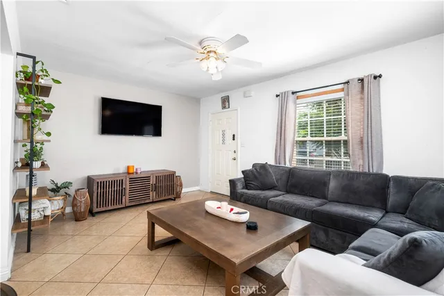 $899,999 | 1808 South Van Ness Avenue, Santa Ana, CA 92707