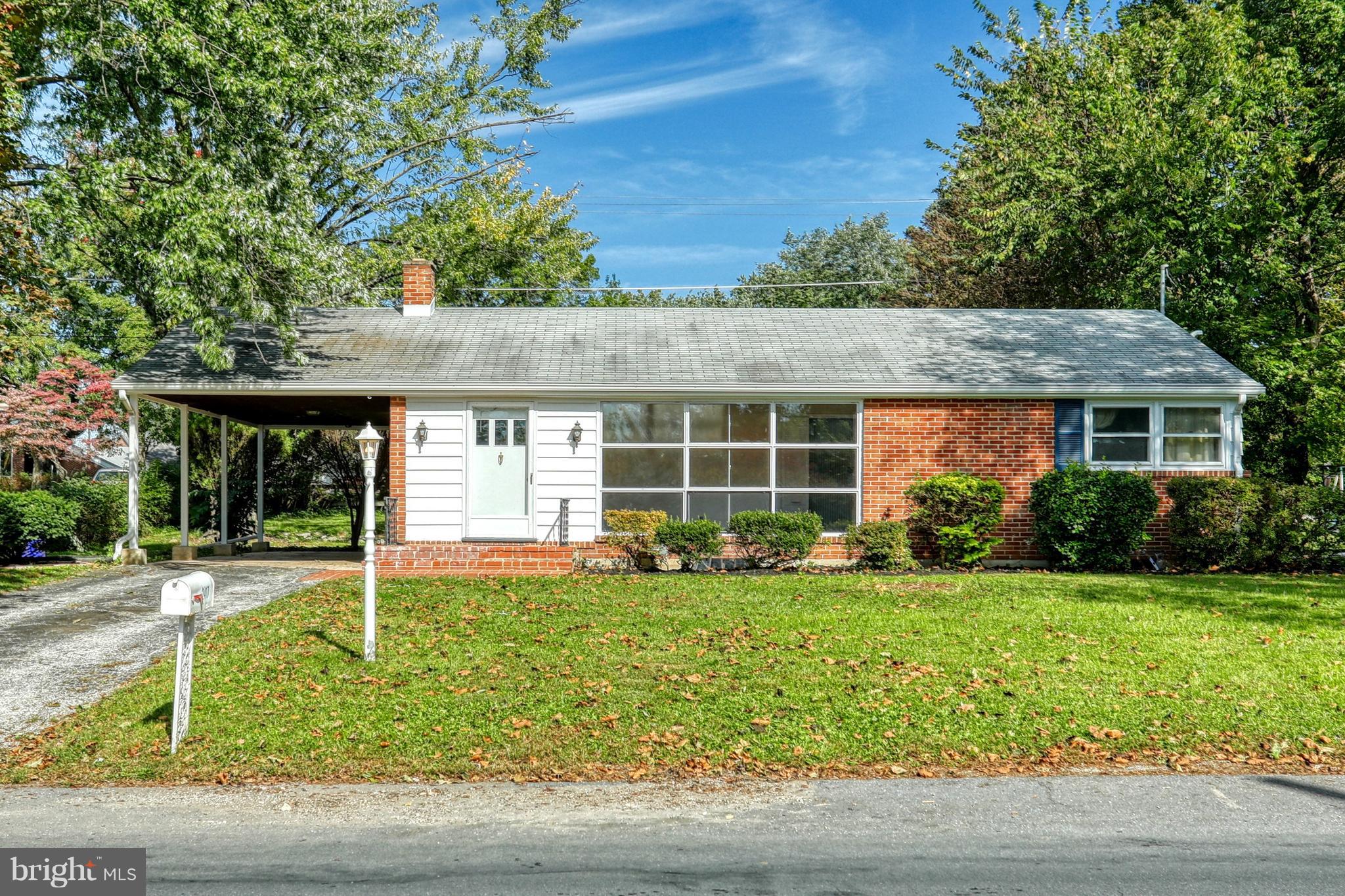 2417 Cambridge Road York, PA 17402 - Photo 1 of 27 Gallery Image 1