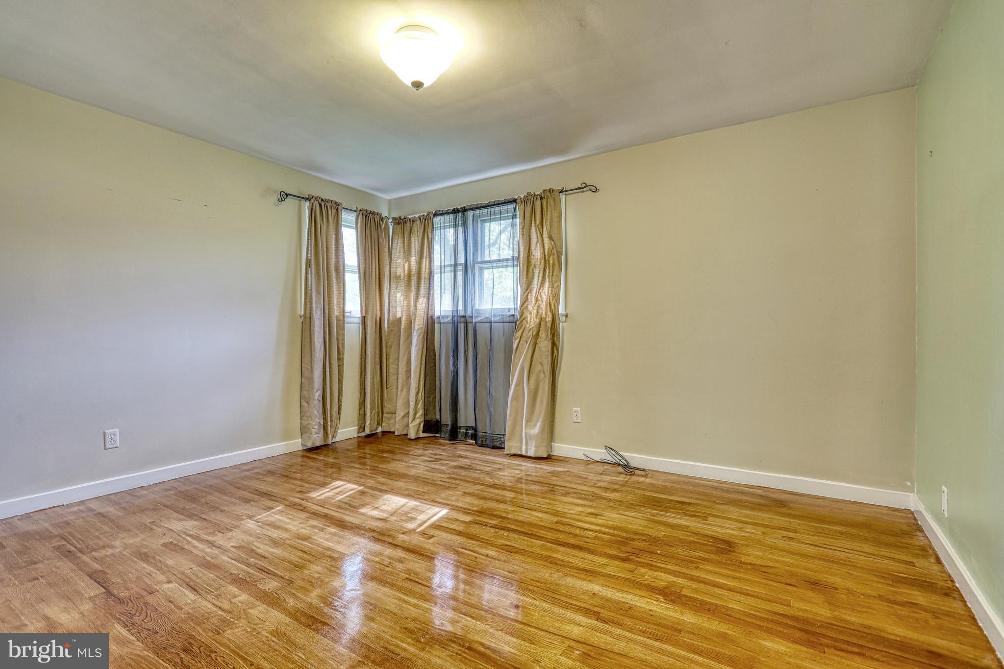 2417 Cambridge Road York, PA 17402 - Photo 22 of 27 Gallery Image 22
