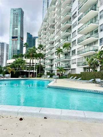 $2,500 | 1408 Brickell Bay Drive, Unit 302, Miami, FL 33131