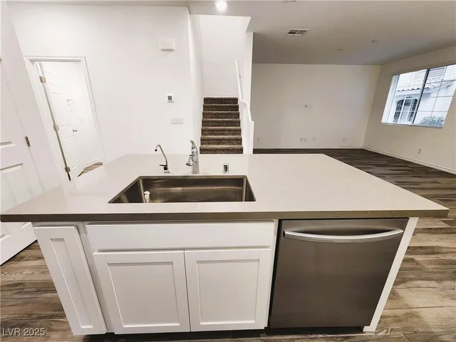 $2,125 | 25 Barbara Lane, Unit 62, Las Vegas, NV 89183