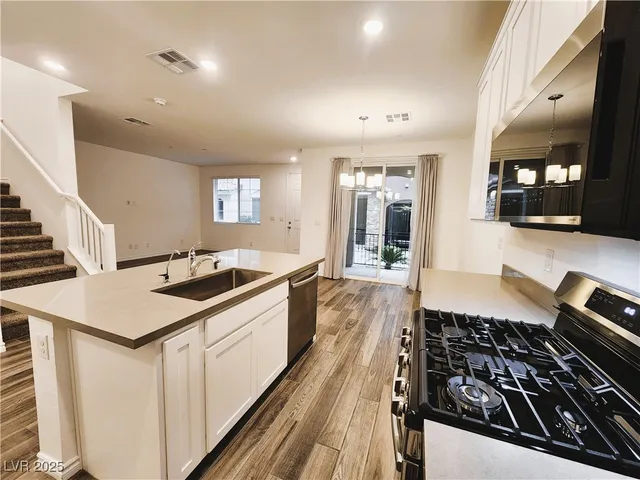 $2,125 | 25 Barbara Lane, Unit 62, Las Vegas, NV 89183