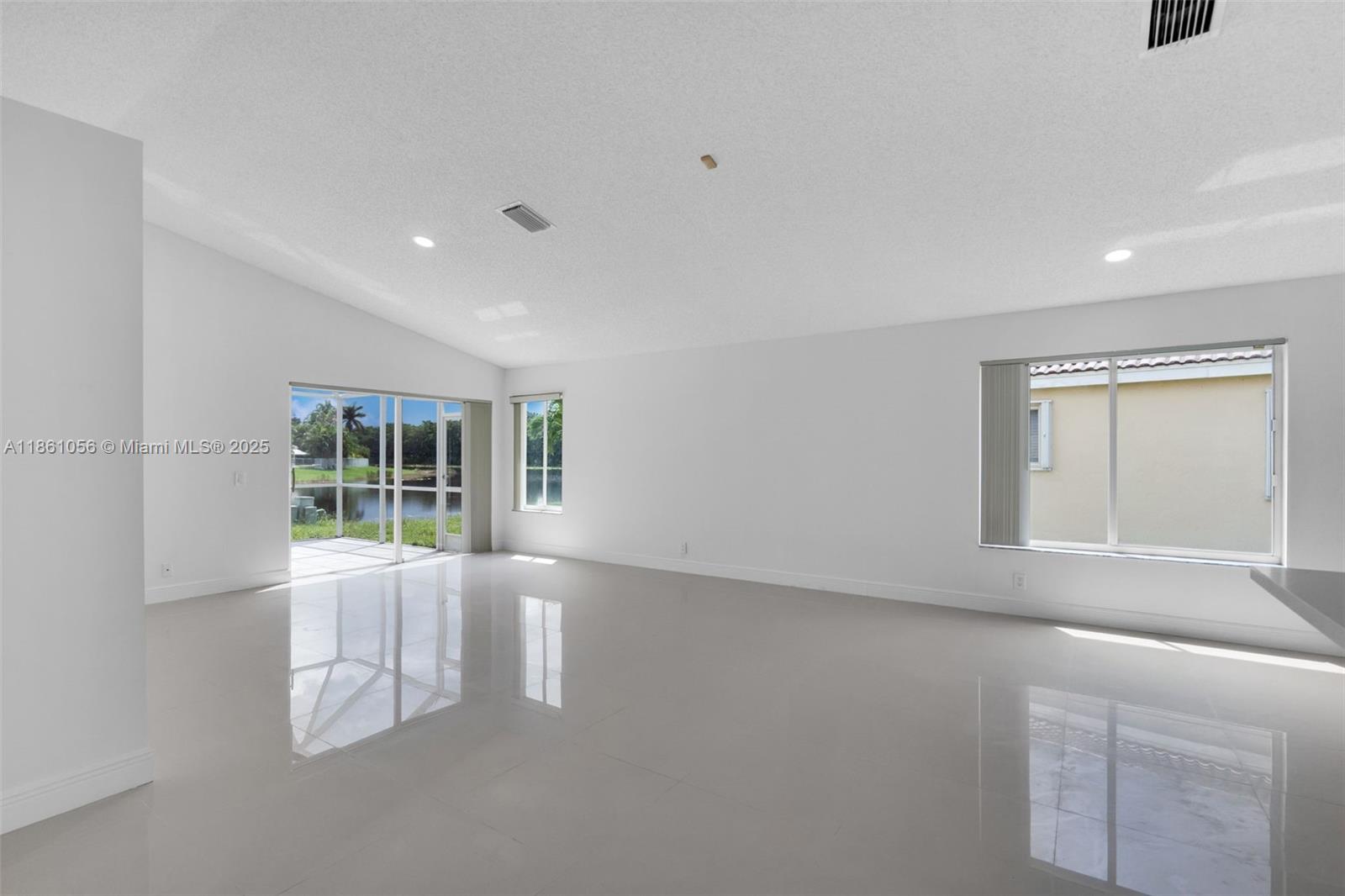 4366 Mahogany Ridge Drive Weston, FL 33331 - Photo 5 of 50