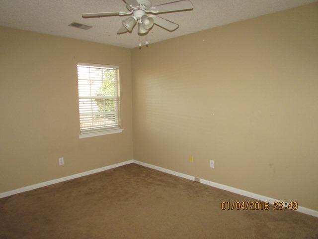 385 Bertram Road Summerville, SC 29485 - Photo 14 of 23 Guest Bedroom