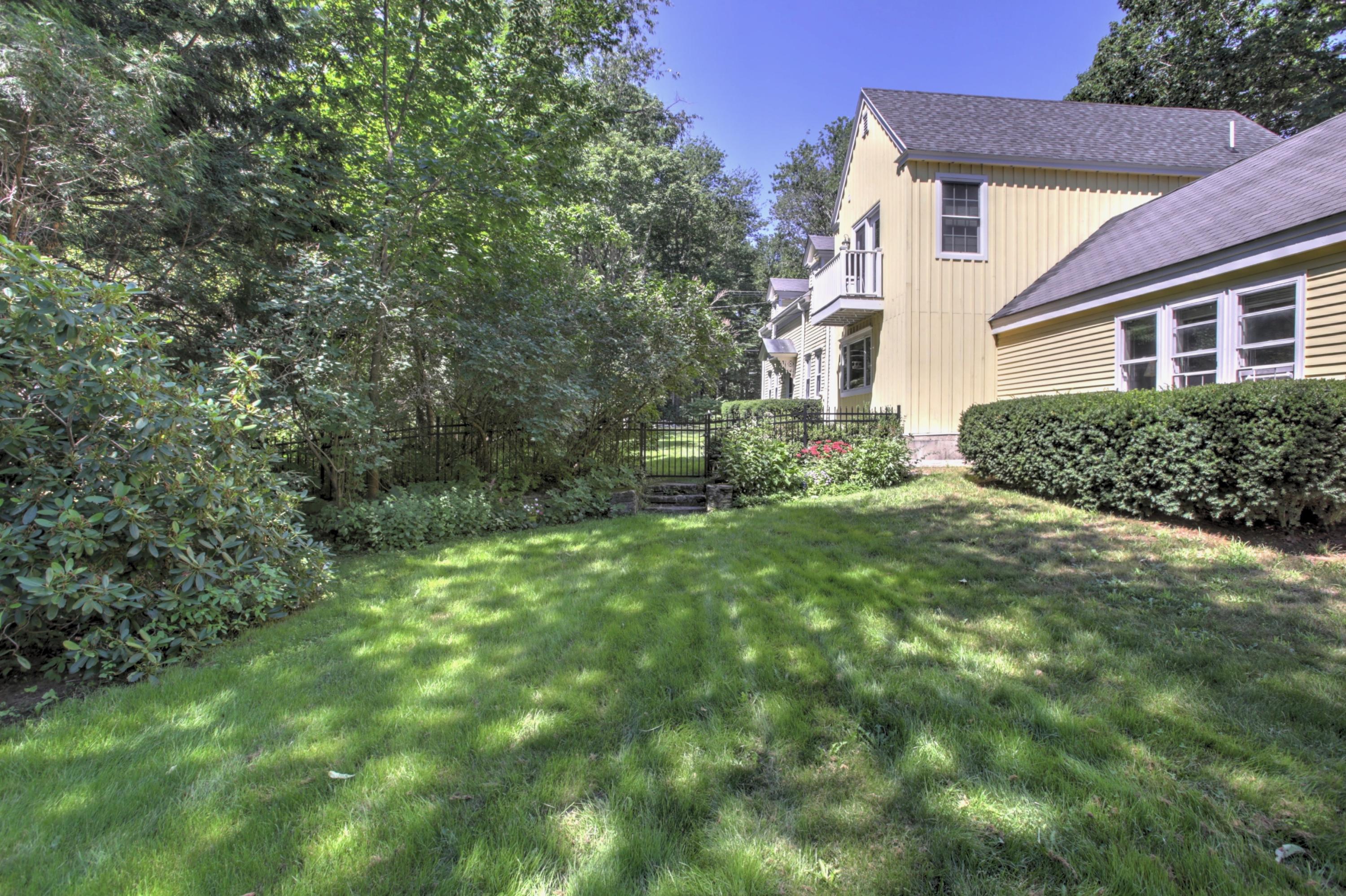 159 Foreside Road Cumberland, ME 04110 - Photo 49 of 52 16