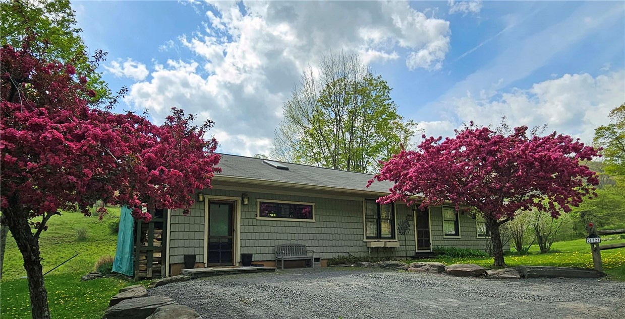 432 Cartwright Road Denver, NY 12421 - Photo 2 of 39