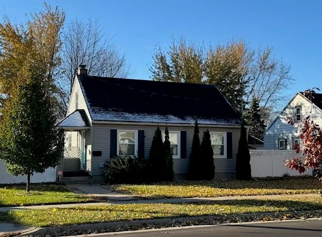 $229,900 | 1615 Highland Avenue, Janesville, WI 53548