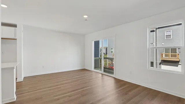 $309,990 | 1449 Oakfield Lane, Pingree Grove, IL 60140