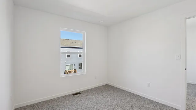 $309,990 | 1449 Oakfield Lane, Pingree Grove, IL 60140