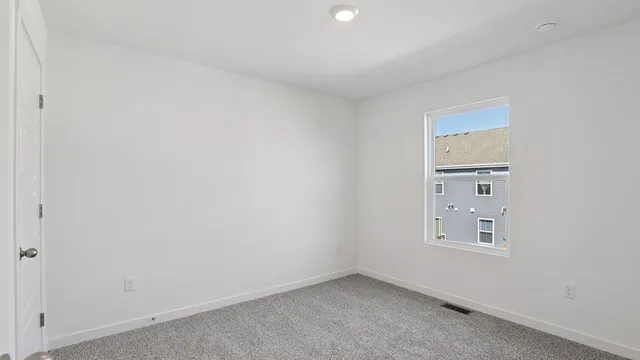 $309,990 | 1449 Oakfield Lane, Pingree Grove, IL 60140