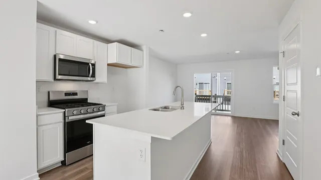 $309,990 | 1449 Oakfield Lane, Pingree Grove, IL 60140