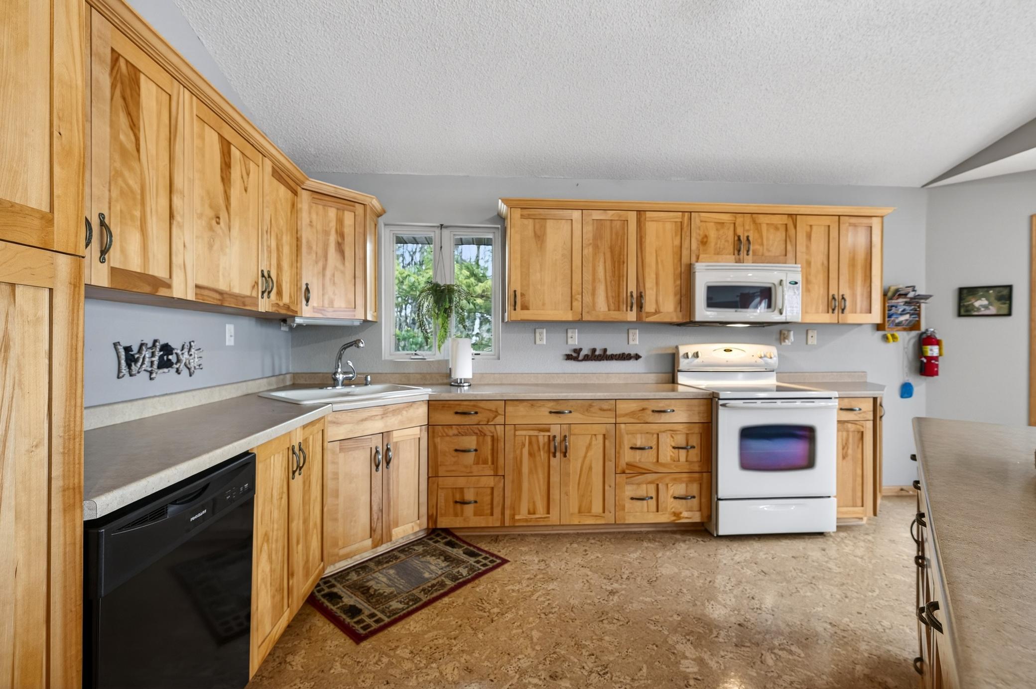 W3636 Laundromat Road, Unit 14 Sarona, WI 54870 - Photo 11 of 55