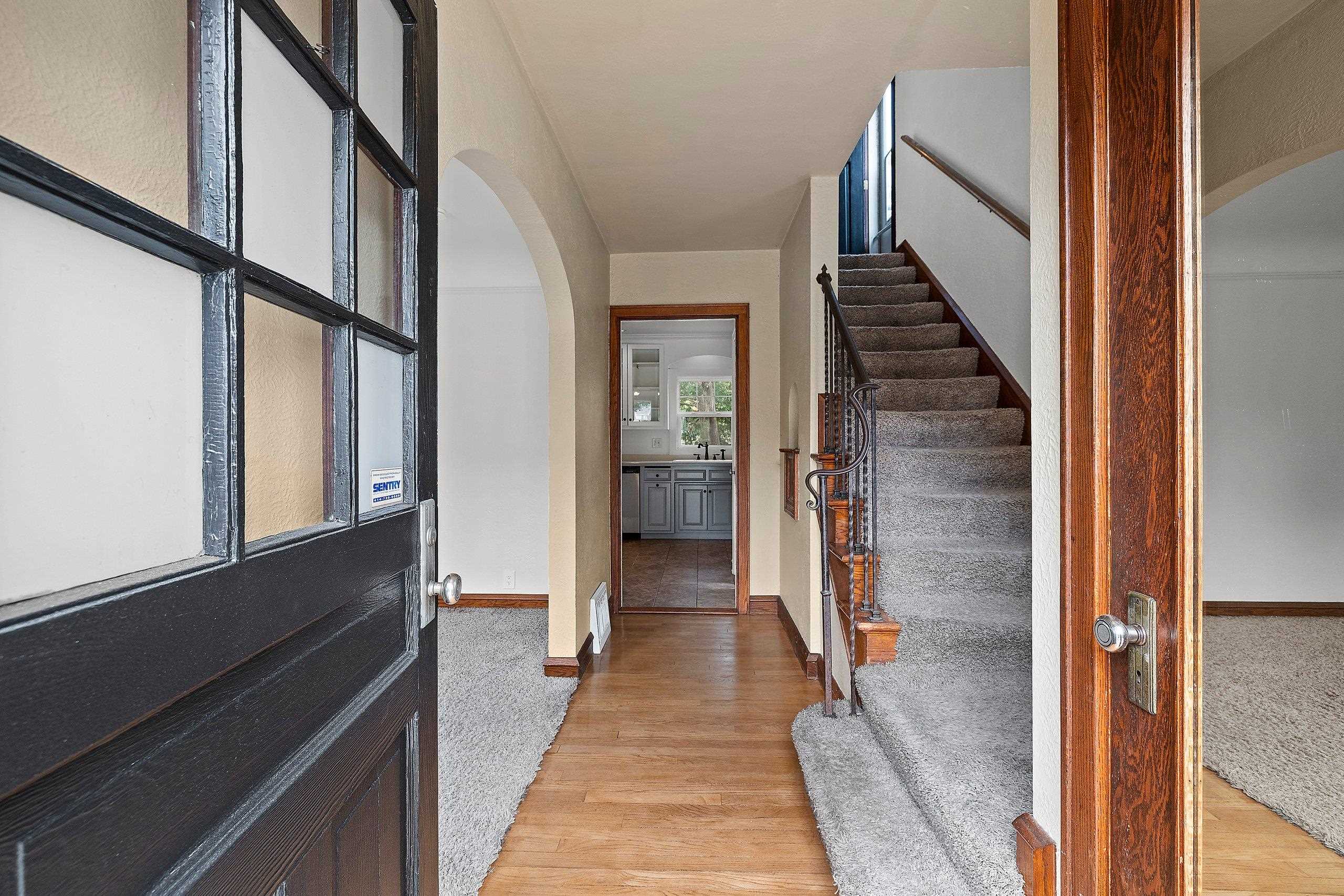 625 North Story Street Appleton, WI 54914 - Photo 2 of 49 Gallery Image 2
