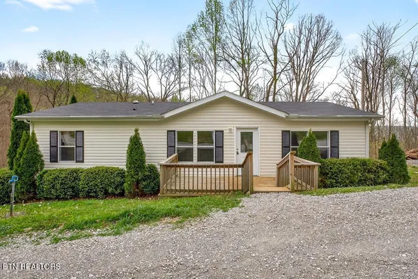 $184,900 | 540 Spencer Drive, Spencer, TN 38585