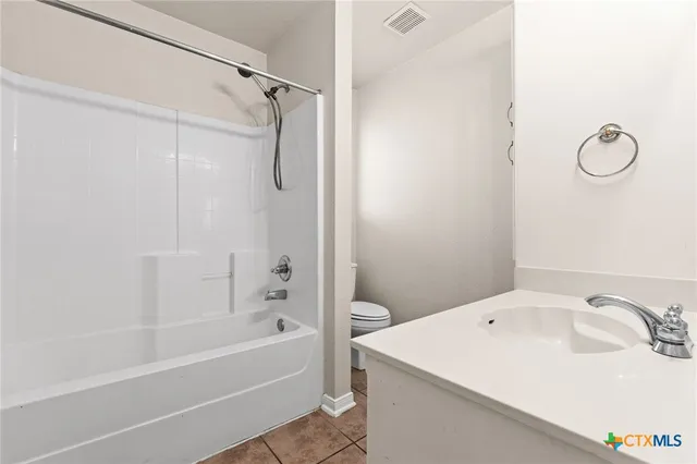 $265,000 | 5806 Luxor Drive, Killeen, TX 76549