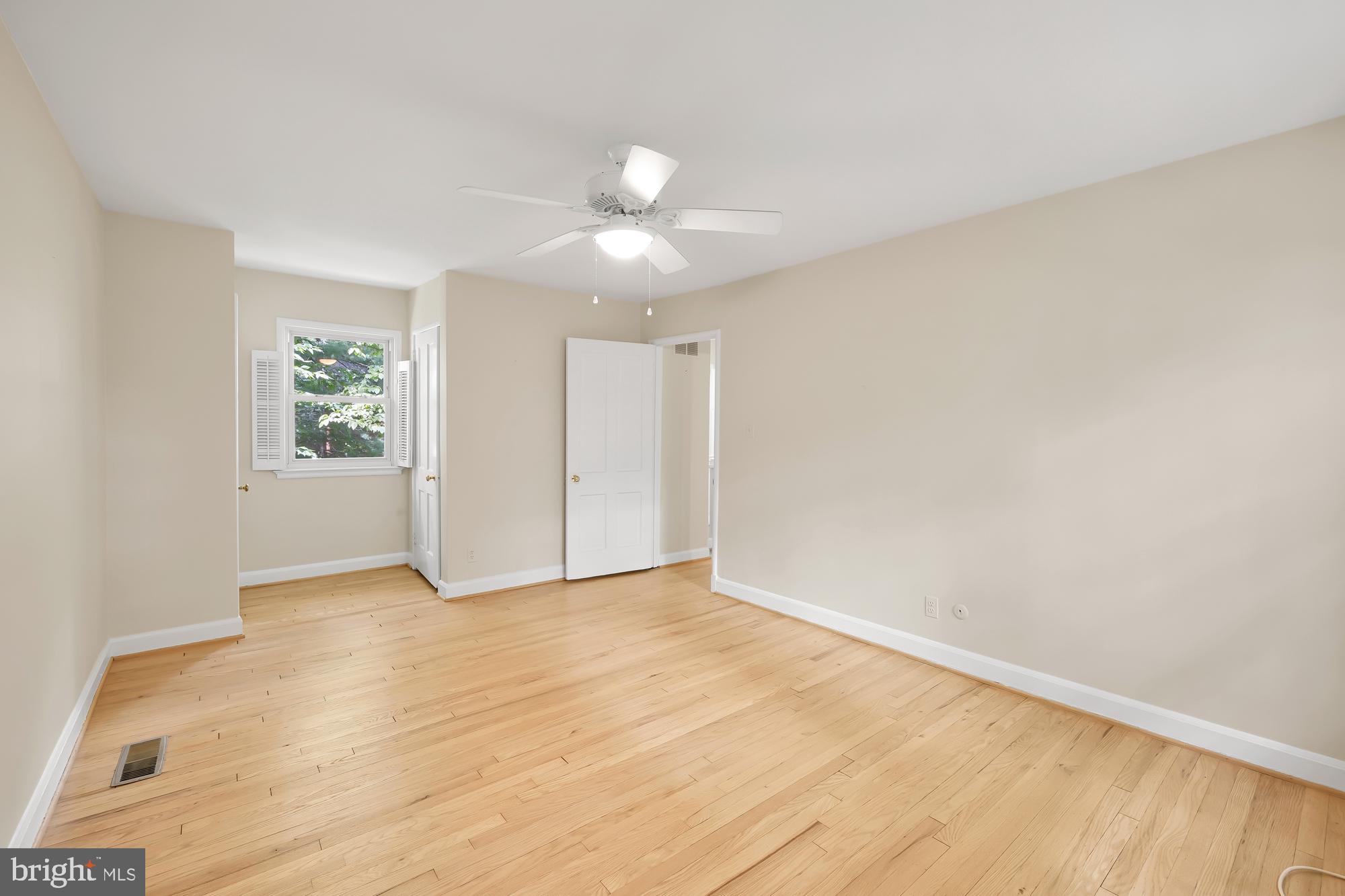 8518 Geren Road, Unit 182 Silver Spring, MD 20901 - Photo 23 of 30