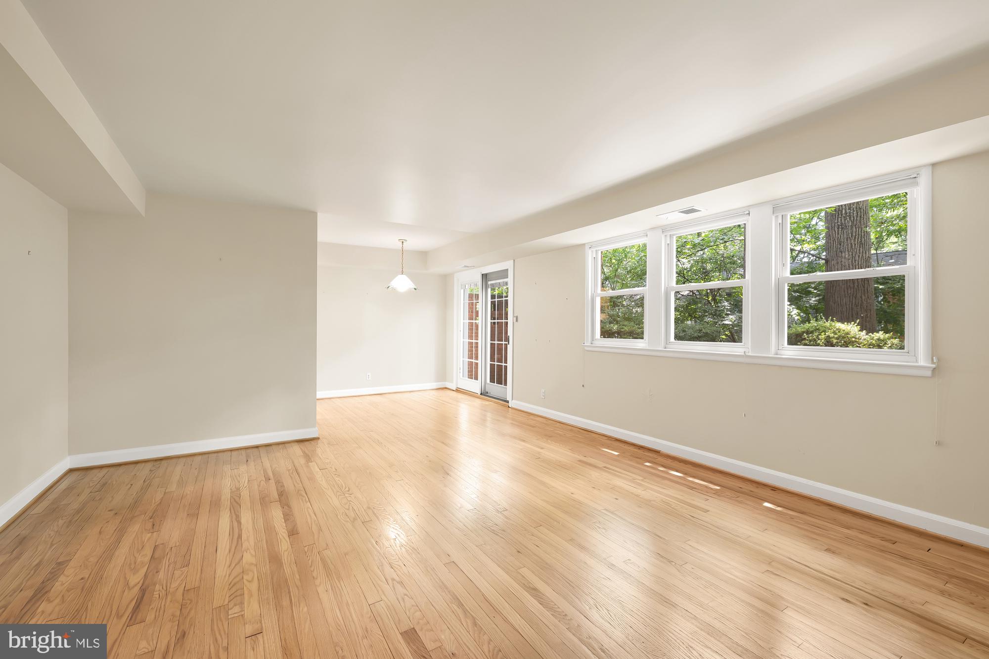 8518 Geren Road, Unit 182 Silver Spring, MD 20901 - Photo 5 of 30